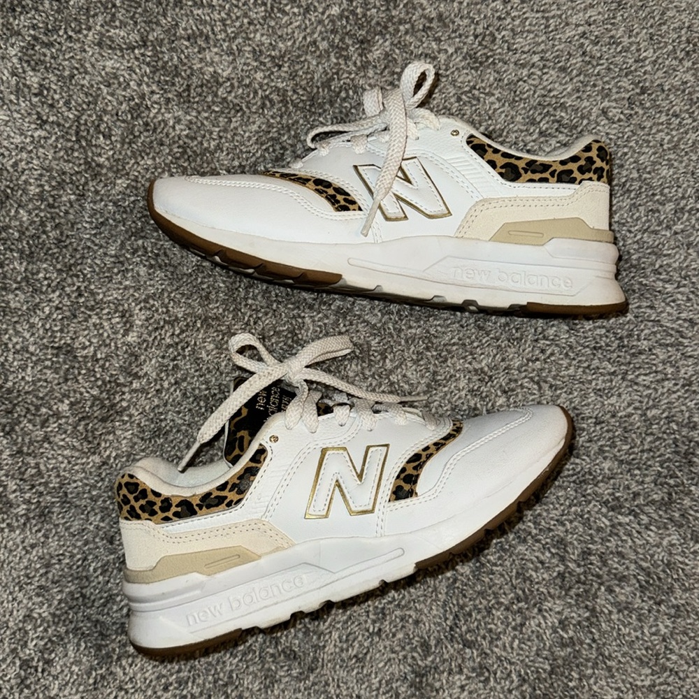 new balance 997h leopard print sneakers sz 5